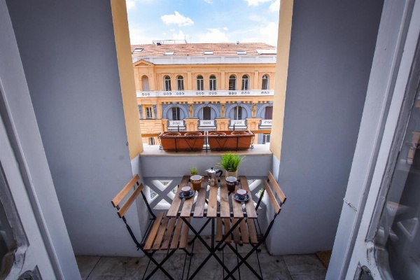 A I R Amore Apartment image 15