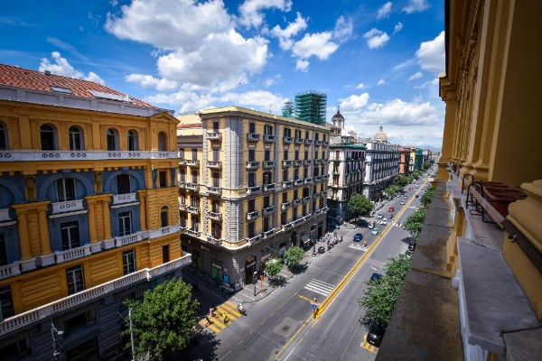 A I R Amore Apartment image 18